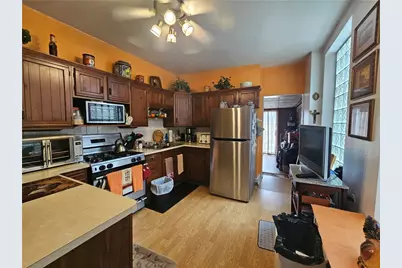 2303 Sarah St, Pittsburgh, PA 15203 - Photo 9
