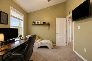523 Gala Dr, North Strabane, PA 15317 - Photo 21