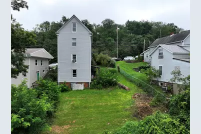 1362 E Maiden St, South Strabane, PA 15301 - Photo 17
