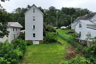 1362 E Maiden St, South Strabane, PA 15301 - Photo 17