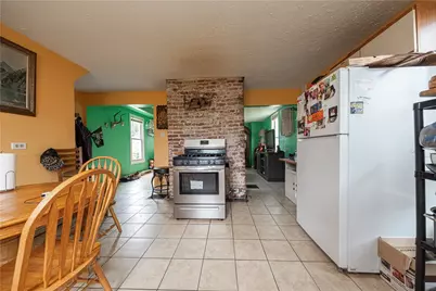 1362 E Maiden St, South Strabane, PA 15301 - Photo 3