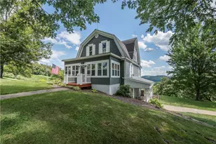 870 Sugar Run Rd, Franklin Township, PA 15370 - Photo 3