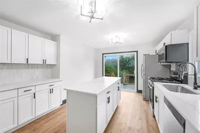 4706 Lorigan St, Pittsburgh, PA 15224 - Photo 5