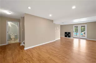 197 Valley View Dr, Rostraver, PA 15012 - Photo 39