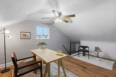 1907 Fox Way, Pittsburgh, PA 15203 - Photo 13