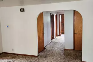 102 Mahony Ave, Ellport Boro, PA 16117 - Photo 13