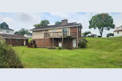 102 Mahony Avenue, Ellport, PA 16117 - Photo 3