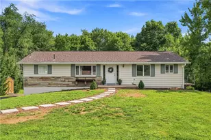 6105 Crestmont Dr, Penn Township, PA 16002 - Photo 1