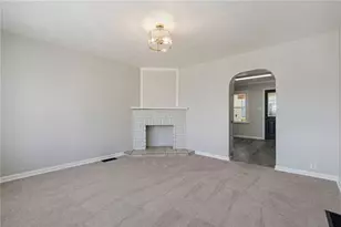 666 Ewing St, Washington, PA 15301 - Photo 9