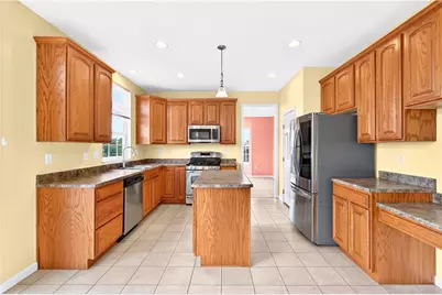 111 Walnut Dr, Robinson Twp, PA 15136 - Photo 15