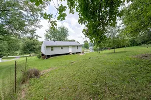 208 McCleary Rd, Hookstown, PA 15050 - Photo 11