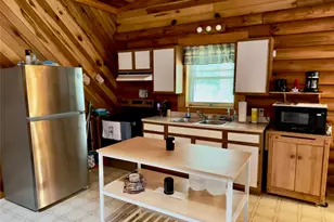 152 Johnston Ln, Allegheny Township, PA 16373 - Photo 7