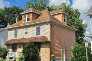 321 E 4th St, Derry Boro, PA 15627 - Photo 1