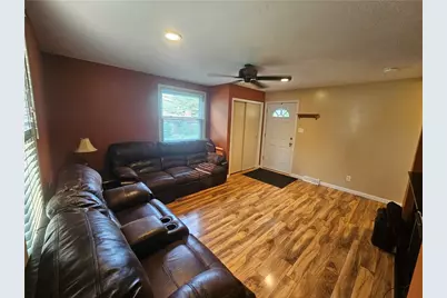 612 Morton Ave, Twp of But SE, PA 16001 - Photo 3