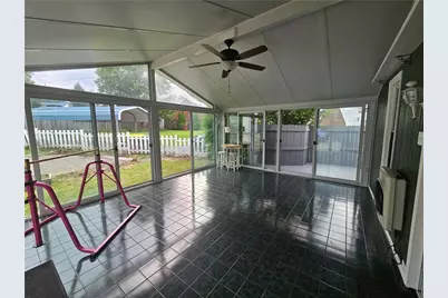 612 Morton Ave, Twp of But SE, PA 16001 - Photo 17