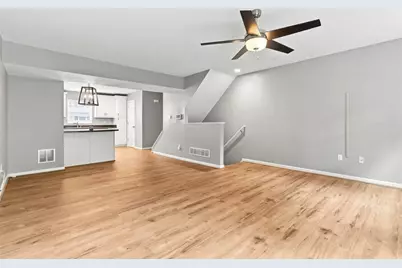 260 Creekview Ln, Oakdale, PA 15071 - Photo 11
