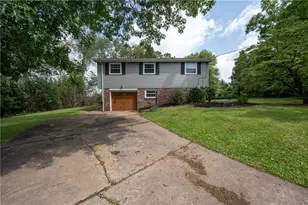 297 Gravel Hill Rd, Unity Township, PA 15650 - Photo 3