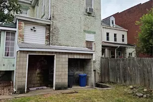 617 Edmond St, Pittsburgh, PA 15224 - Photo 3