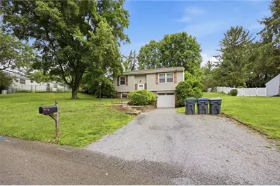 592 Jane St, Cranberry Township, PA 16066 - Photo 3