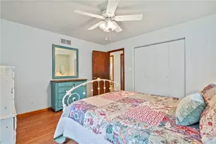 160 Cain Rd, Hanover Township, PA 15026 - Photo 15