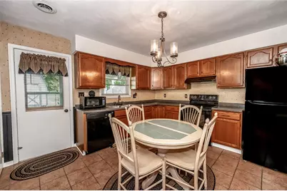 4901 Lucerne Rd, White Township, PA 15701 - Photo 7