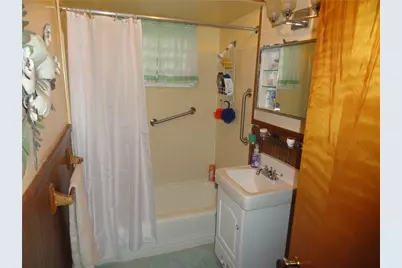 2049 Prospect Rd, Franklin Township, PA 16052 - Photo 5