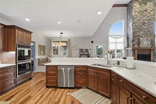 501 Mary Ln, South Union Township, PA 15401 - Photo 11