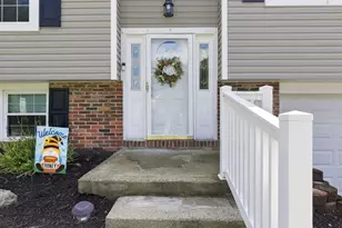27 Pheasant Run Dr, Penn Twp, PA 15632 - Photo 5