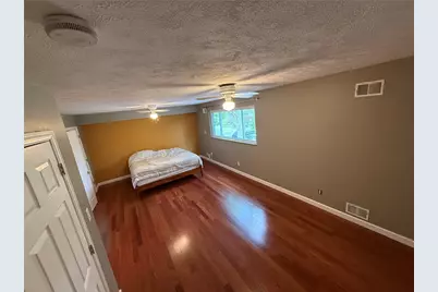 2725 Summit St, Bethel Park, PA 15102 - Photo 17