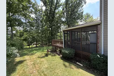 2725 Summit St, Bethel Park, PA 15102 - Photo 5