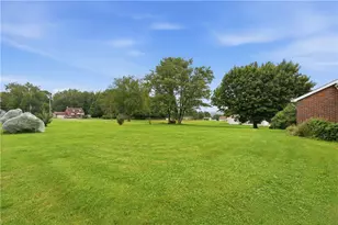1414 Sunny Ave, Union Township, PA 16101 - Photo 5