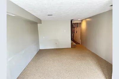 131 Campmeeting Rd, Findlay Township, PA 15026 - Photo 11