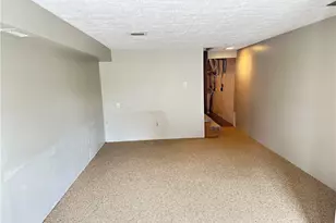 131 Campmeeting Rd, Findlay Township, PA 15026 - Photo 11