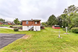 213 Margaret Ave, Hempfield Township, PA 15644 - Photo 13