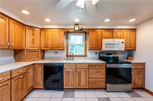 213 Margaret Ave, Hempfield Township, PA 15644 - Photo 23