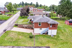 213 Margaret Ave, Hempfield Township, PA 15644 - Photo 5