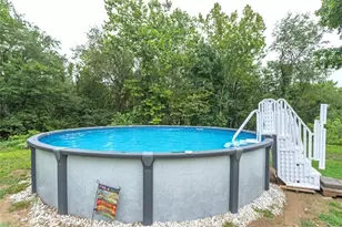 2015 Gay Ave, Hempfield Township, PA 15601 - Photo 31