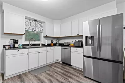 2015 Gay Ave, Hempfield Township, PA 15601 - Photo 7