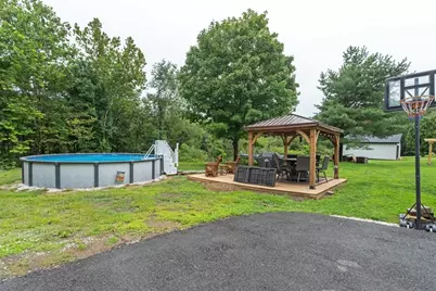 2015 Gay Ave, Hempfield Township, PA 15601 - Photo 31