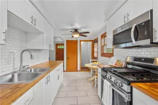 524 Chessbriar Dr, Bethel Park, PA 15102 - Photo 9