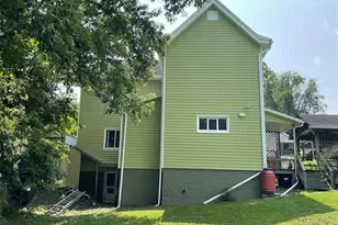 306 Clear St, Greensboro, PA 15338 - Photo 33
