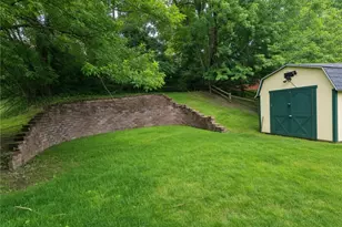 375 W Bruceton Rd, Jefferson Hills, PA 15236 - Photo 21
