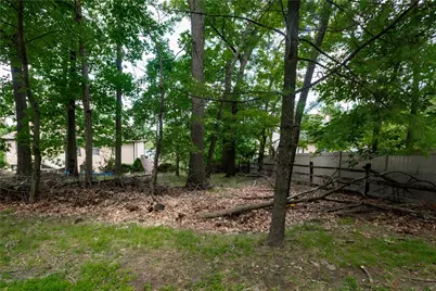302 High Oaks Ct, Pittsburgh, PA 15090 - Photo 15