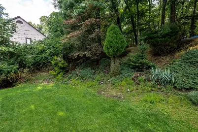 302 High Oaks Ct, Pittsburgh, PA 15090 - Photo 35