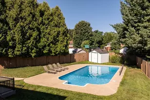 10153 Sudberry Dr, Pittsburgh, PA 15090 - Photo 35