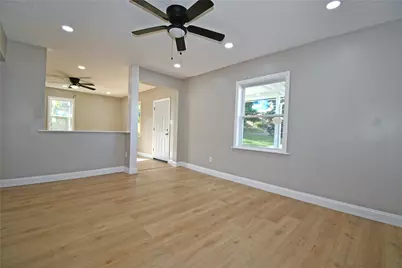 28 Farley St, South Strabane, PA 15301 - Photo 3