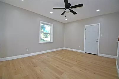 28 Farley St, South Strabane, PA 15301 - Photo 9