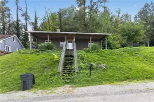 1118 Woodland Ave, Port Vue, PA 15133 - Photo 3