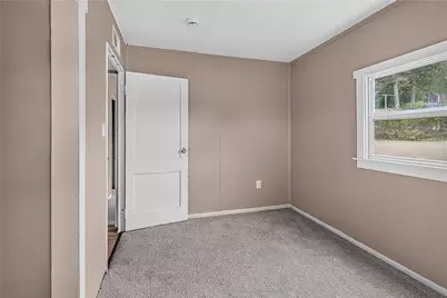 1118 Woodland Ave, Port Vue, PA 15133 - Photo 17