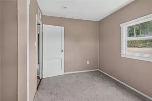 1118 Woodland Ave, Port Vue, PA 15133 - Photo 17